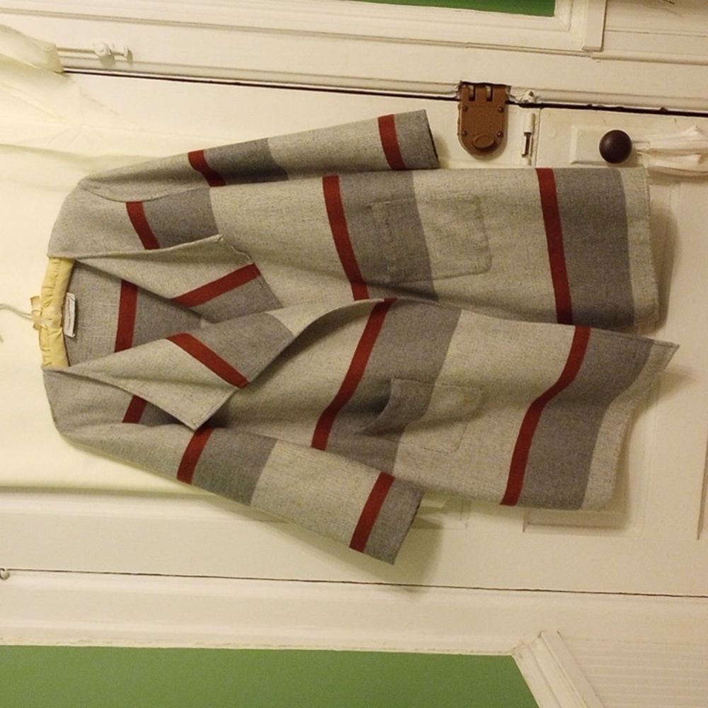 Cupcakes + Cashmere lightweight coat, XL, gray with rust.